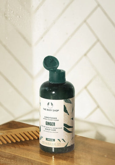 https://cdn.shopify.com/s/files/1/1857/6931/files/ginger_anti-dandruff_conditioner_1_1.jpg?v=1714545377